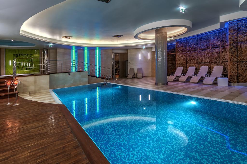Hotel Mlyn & Spa Влоцлавек Экстерьер фото